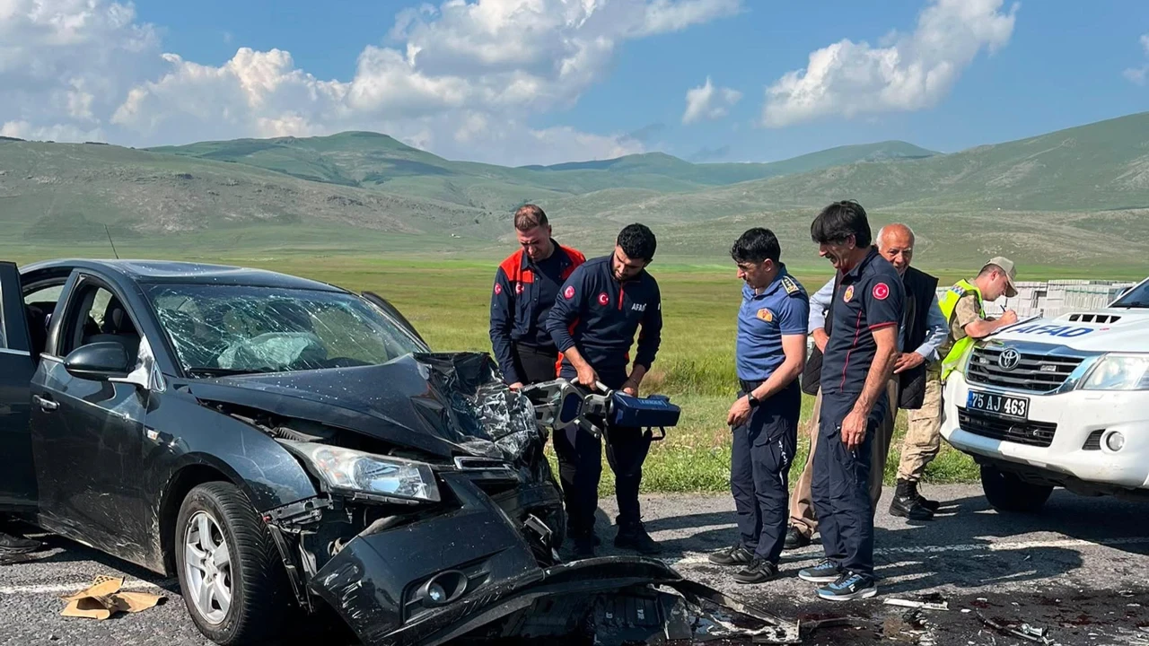 Ardahan’da korkunç kaza: 7 kişi yaralandı