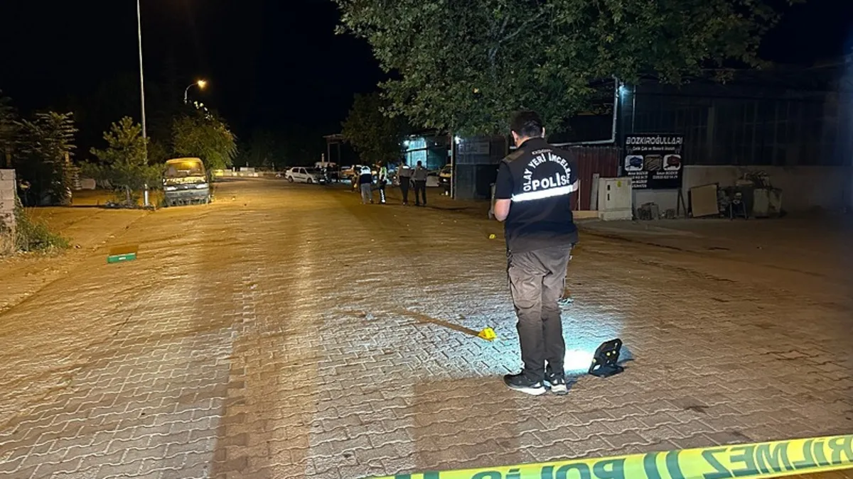 Uşak'ta sanayi sitesinde dehşet: Pompalı tüfekle ateş yağdırdı! Çok sayıda yaralı