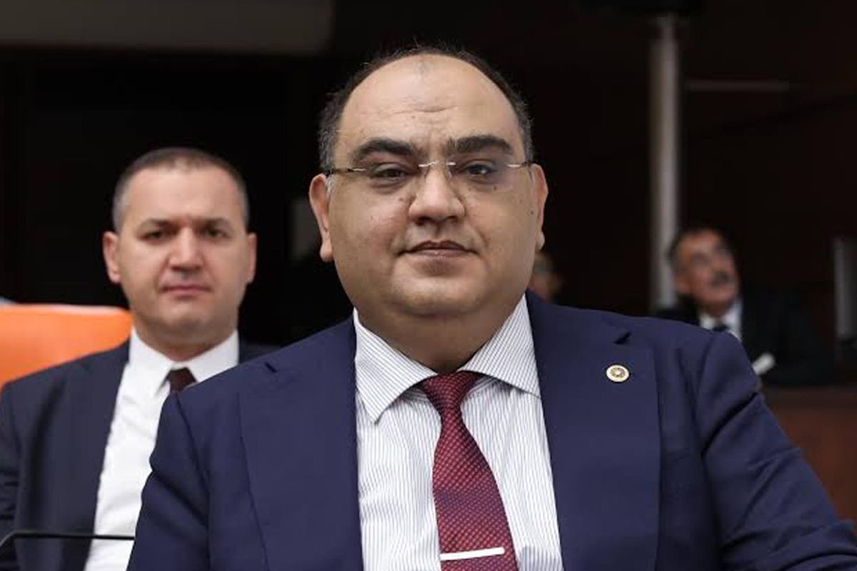 AK Parti'ye geçeği söylenen vekil sessizliğini bozdu! En çok merak edilen konuya yanıt vermedi