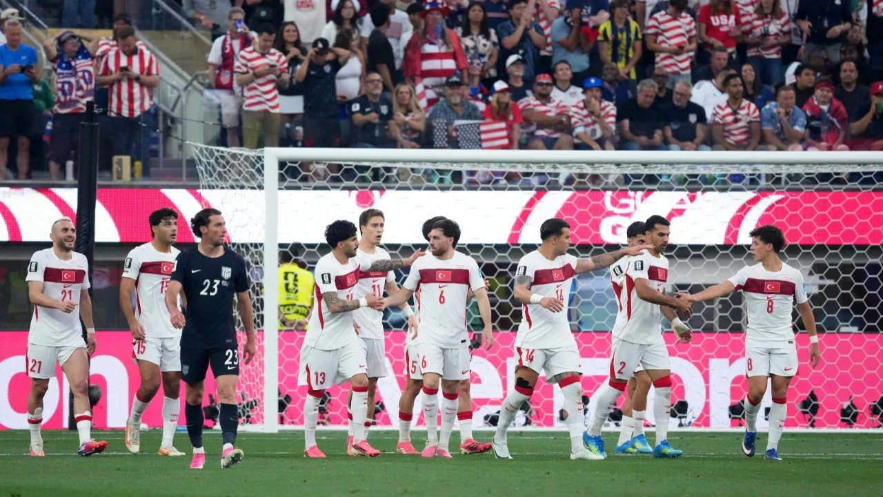 Türkiye ABD'yi 90+8'de devirdi: Dünya Kupası'na teselli ile veda ettik: 3-2