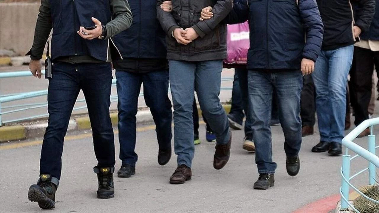 Ankara'da peş peşe FETÖ operasyonu: 166 gözaltı