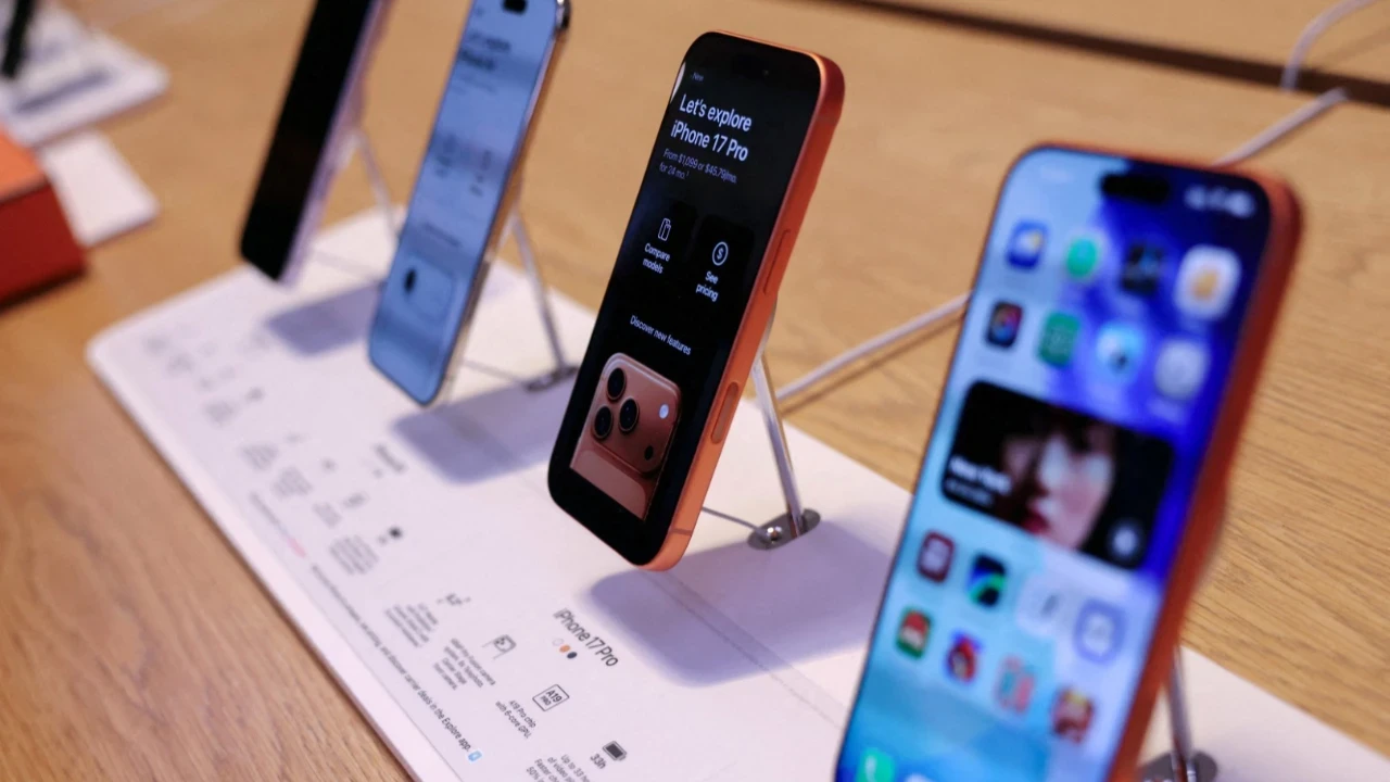Apple, popüler Rus uygulamalarını kaldırdı