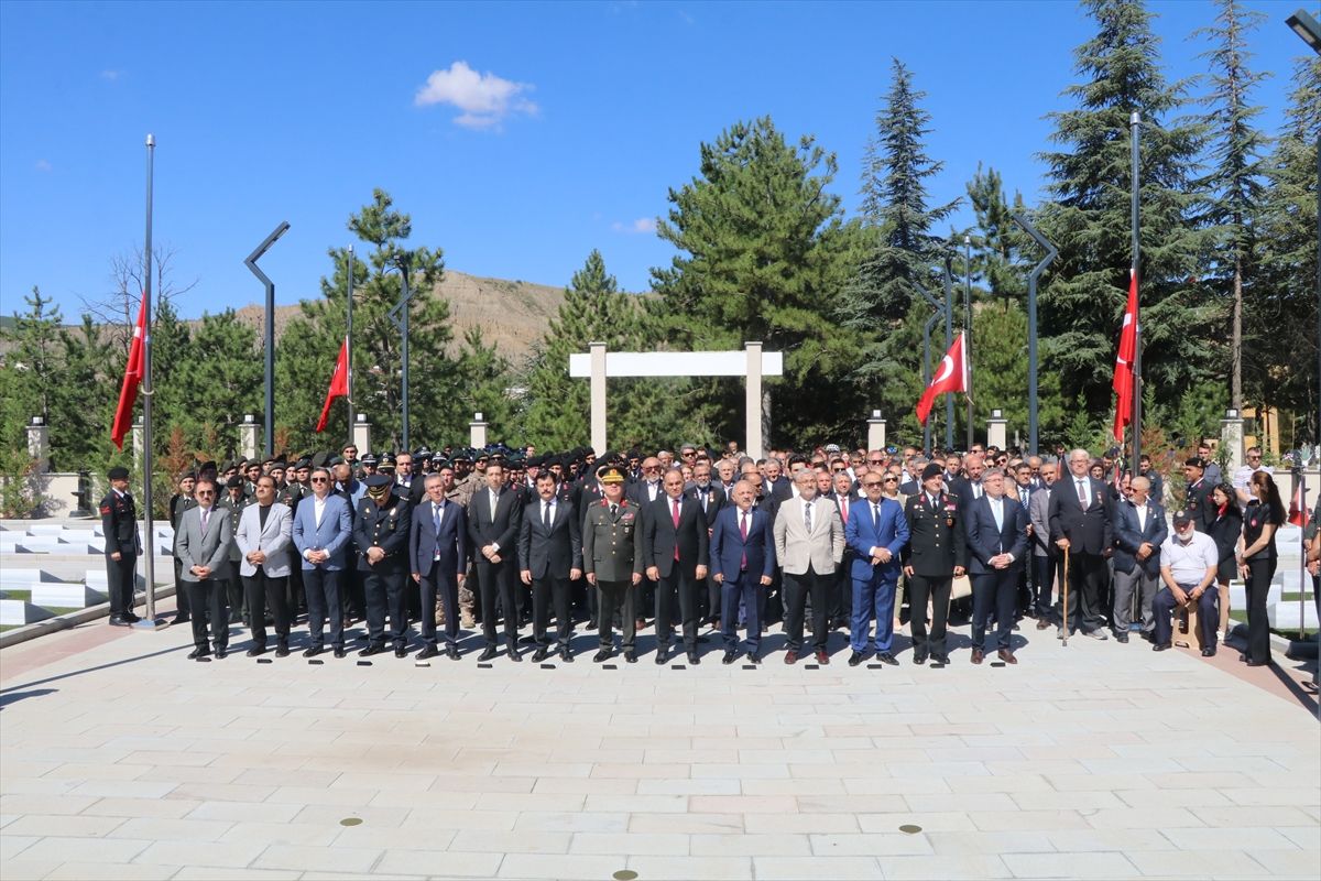 Samsun ve çevre illerde 15 Temmuz dolayısıyla şehitlikler ziyaret edildi