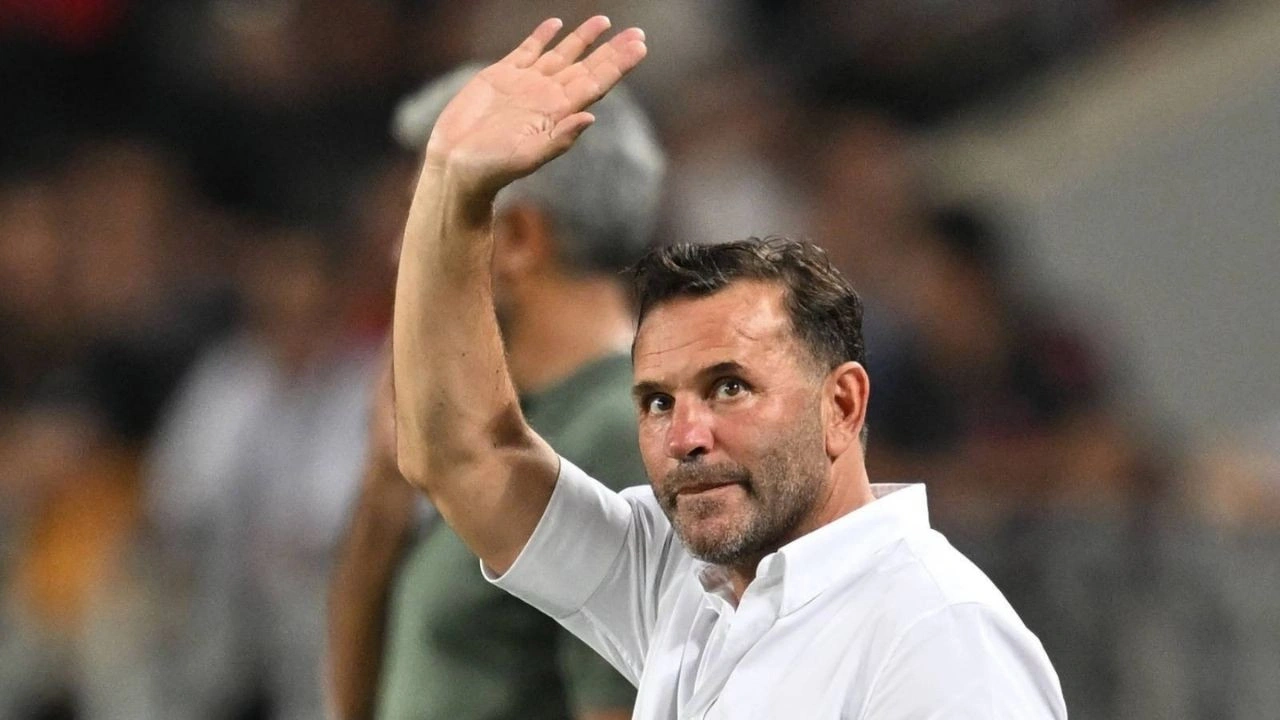 Okan Buruk'tan al transfer haberini : Görüştükleri oyuncuları açıkladı