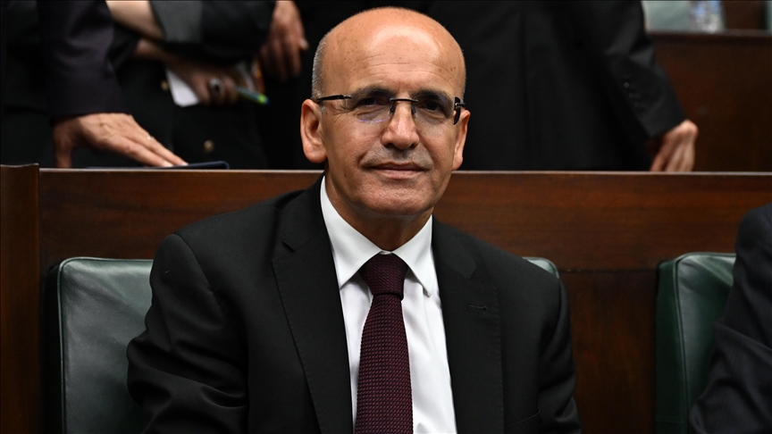 Bakan Şimşek: Dezenflasyon hedefimiz doğrultusunda kararlılıkla çalışıyoruz