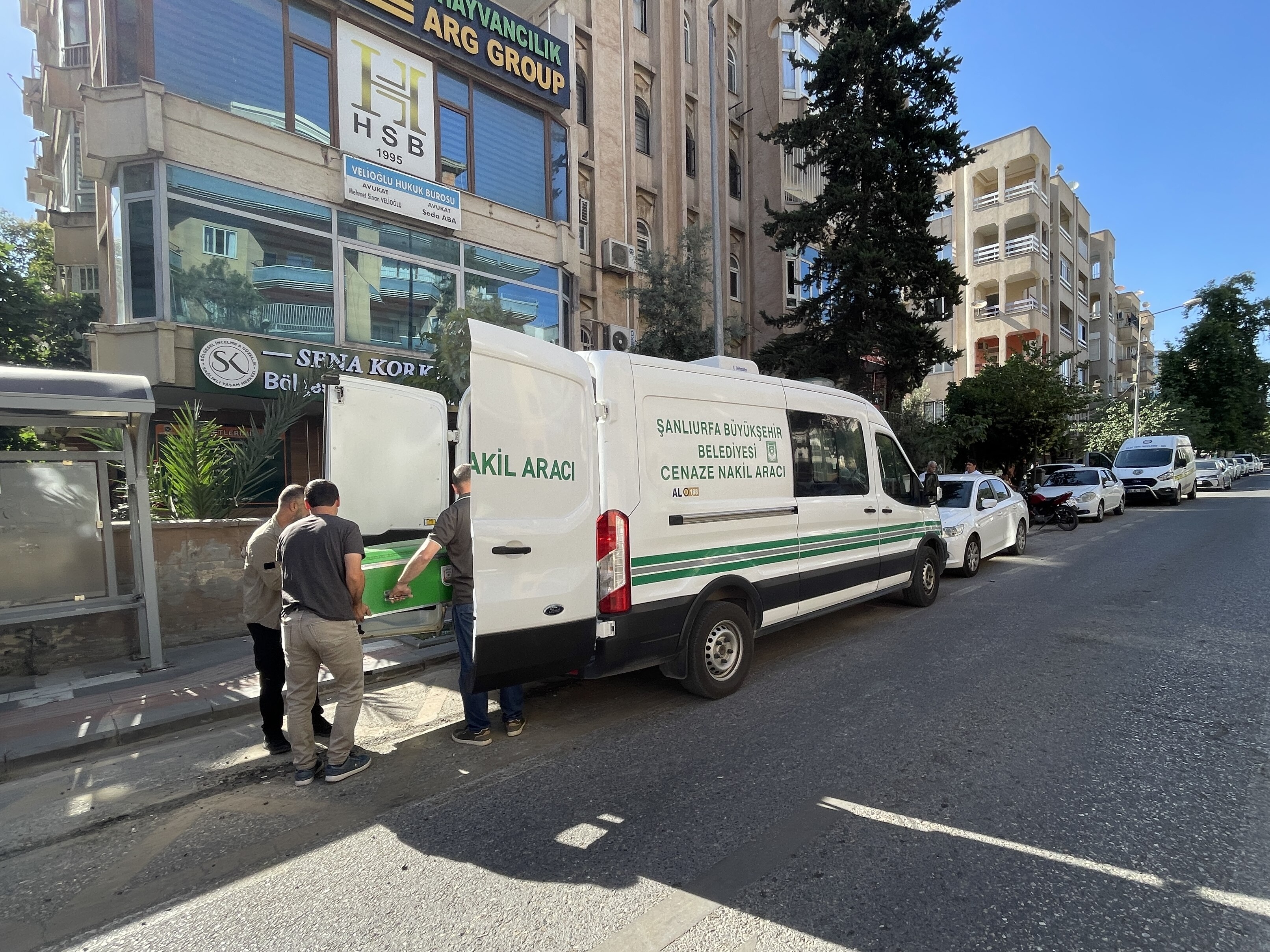Şanlıurfa'da kendisinden haber alınamayan kişi hukuk bürosunda ölü bulundu