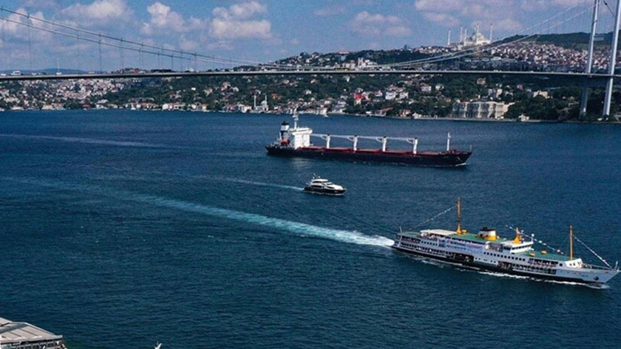 İstanbul Boğazı'nda ceset görüldüğü iddiasıyla arama yapılıyor