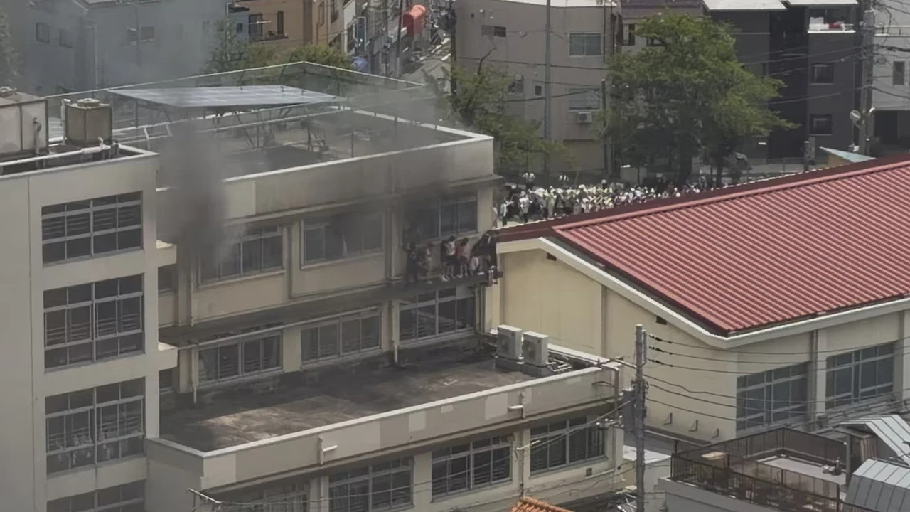Japonya'da İlkokulda Can Pazarı: 300’den Fazla Öğrenci Tahliye Edildi, 10 Yaralı Var