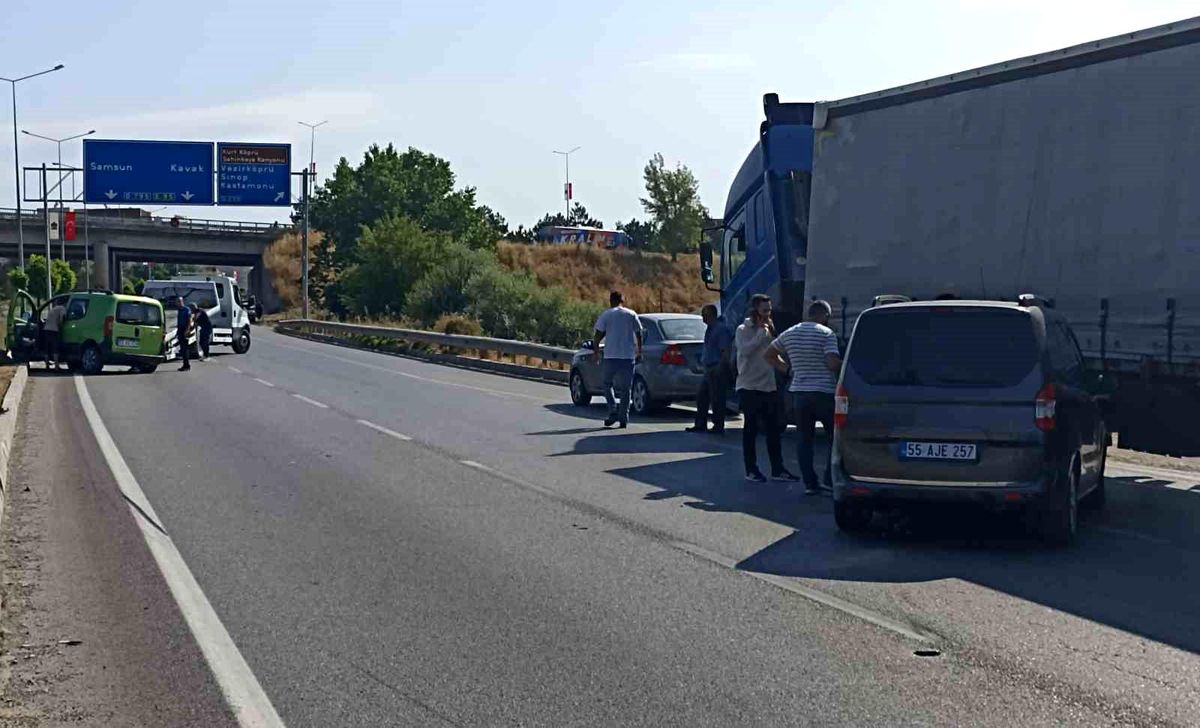 Samsun'da zincirleme kaza: 3 yaralı