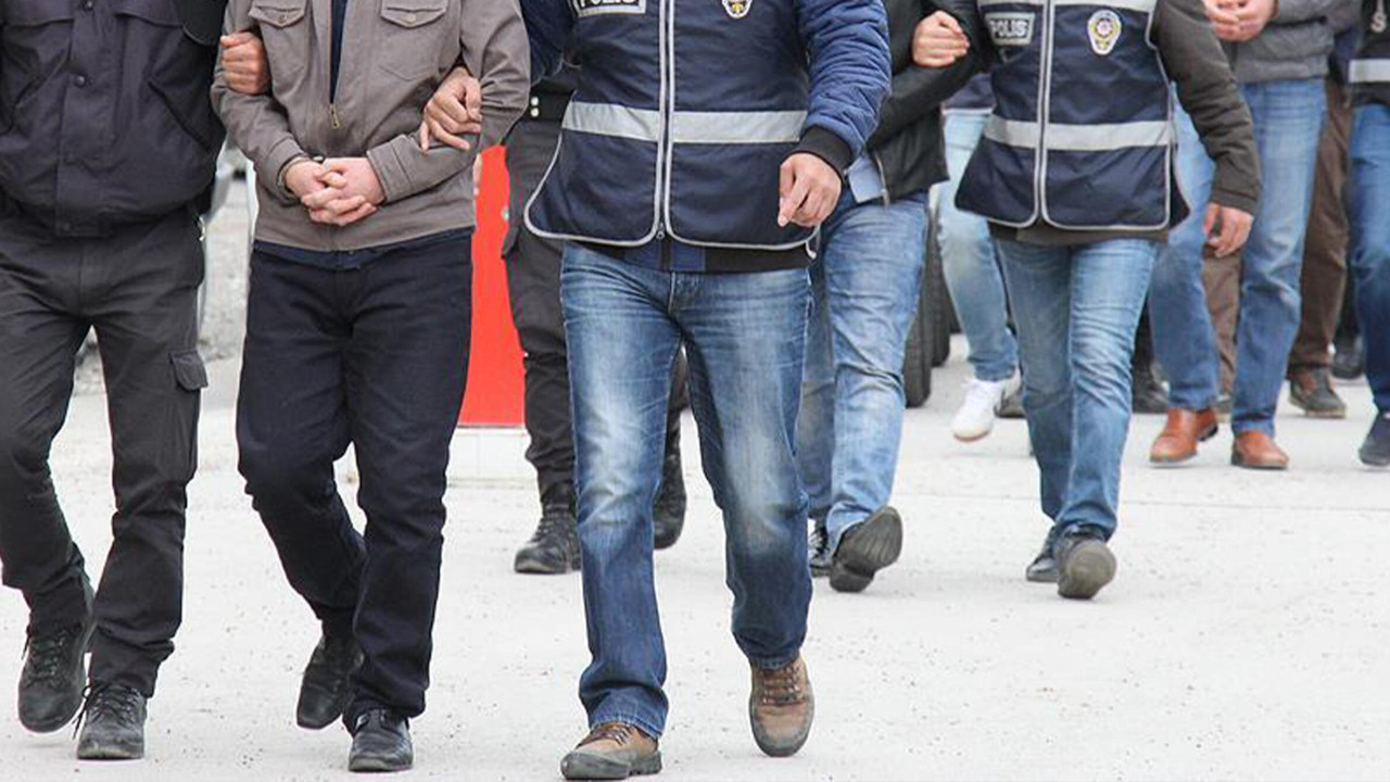 Antalya merkezli fuhuş operasyonu! 14 kişi tutuklandı