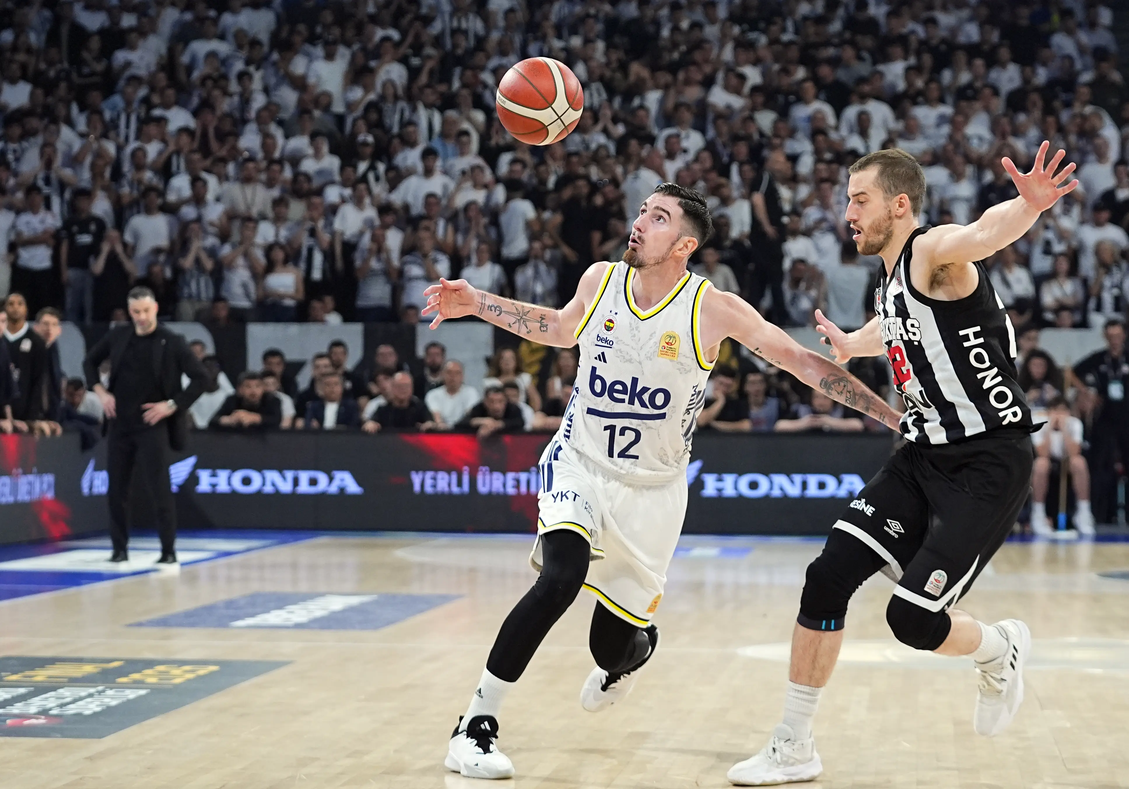 Nando de Colo: Fenerbahçe'ye geri döneceğimi düşünmemiştim