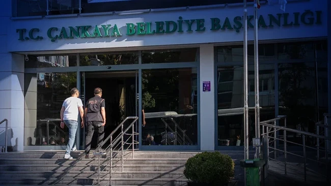 Çankaya Belediyesi'ne yönelik soruşturma: Belediye Başkanı Hüseyin Can Güner dahil 30 kişi adliyede
