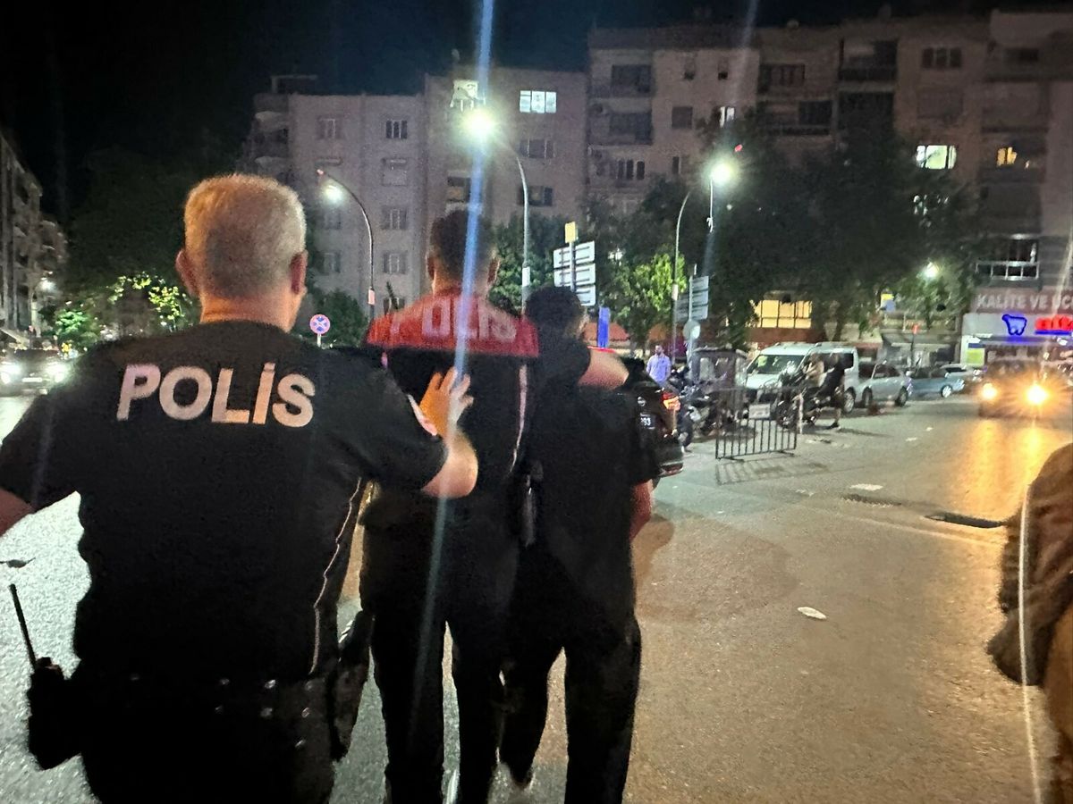 Manisa'da üzerinde uyuşturucu ve palayla yakalanan şüpheli, gözaltında