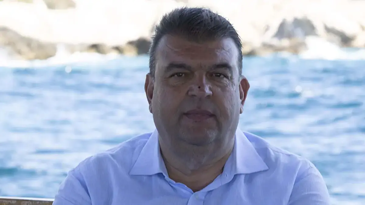 İçişleri Bakanlığı duyurdu: Seferihisar Belediye Başkanı İsmail Yetişkin görevden uzaklaştırıldı