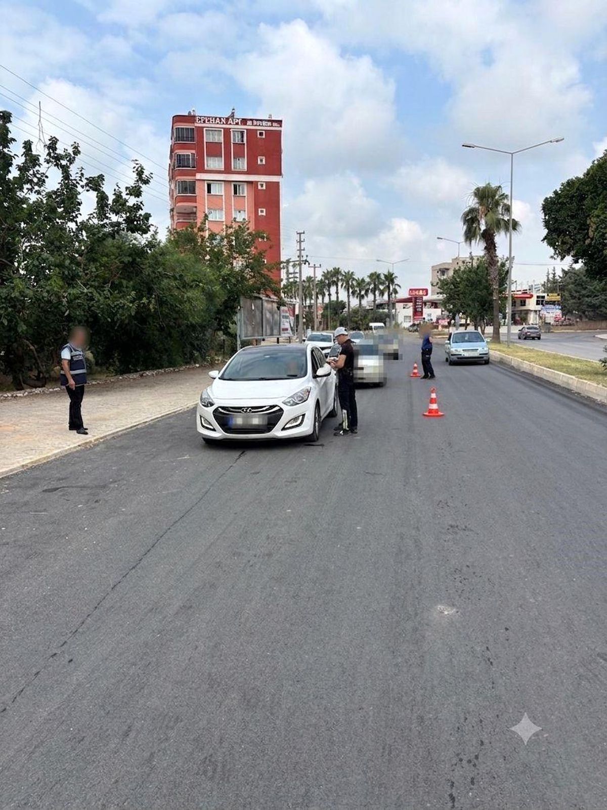 Kozan'da bir haftalık denetimlerde 4 hükümlü yakalandı