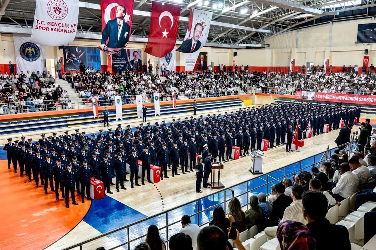 Bilecik'te 303 polislik öğrencisi yemin etti