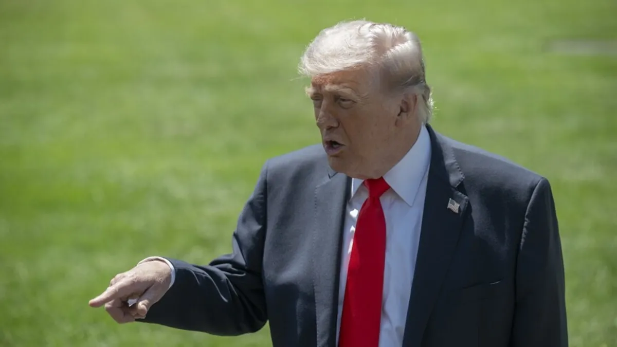 Trump: Anlaşma sonrası Hürmüz herkese açılacak