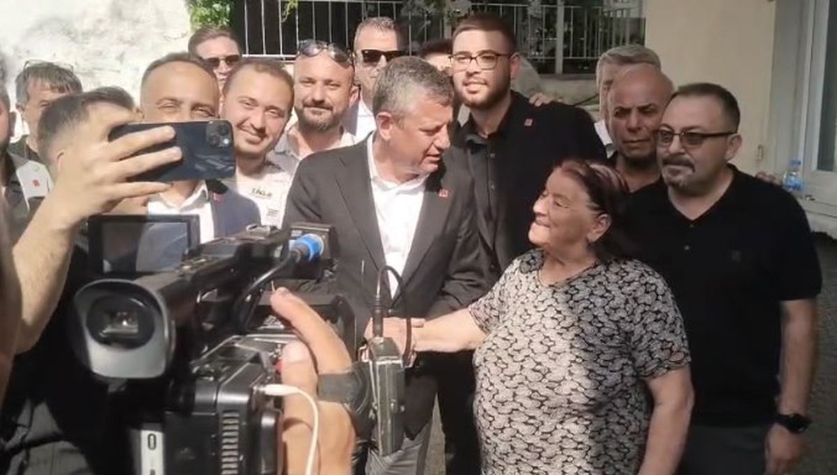 Özgür Özel'den Çorum'da taziye ziyareti