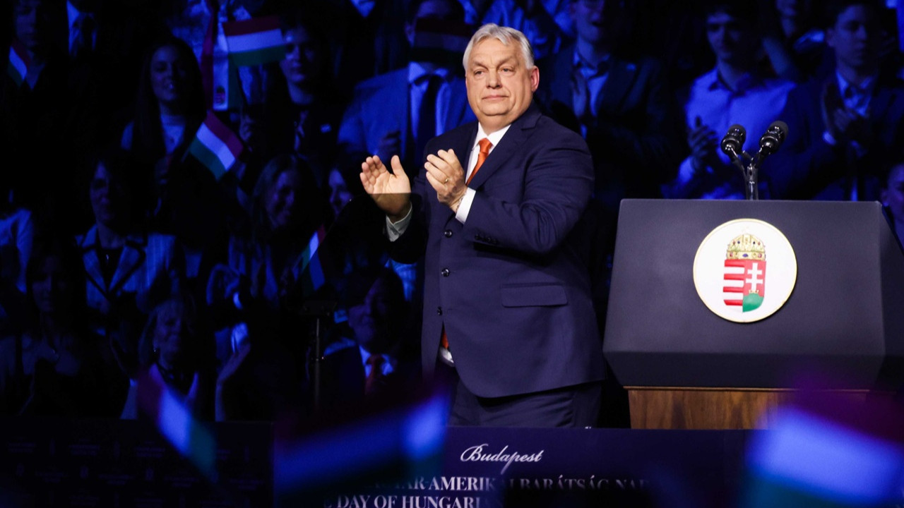 Orban yeniden Fidesz'in lideri oldu: Asla, asla, asla pes etmiyorum