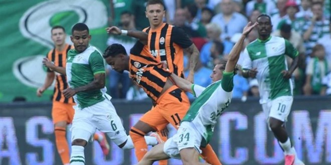 Bursaspor, Arda Turan'ın Shakhtar Donetsk'i ile hazırlık maçı yaptı