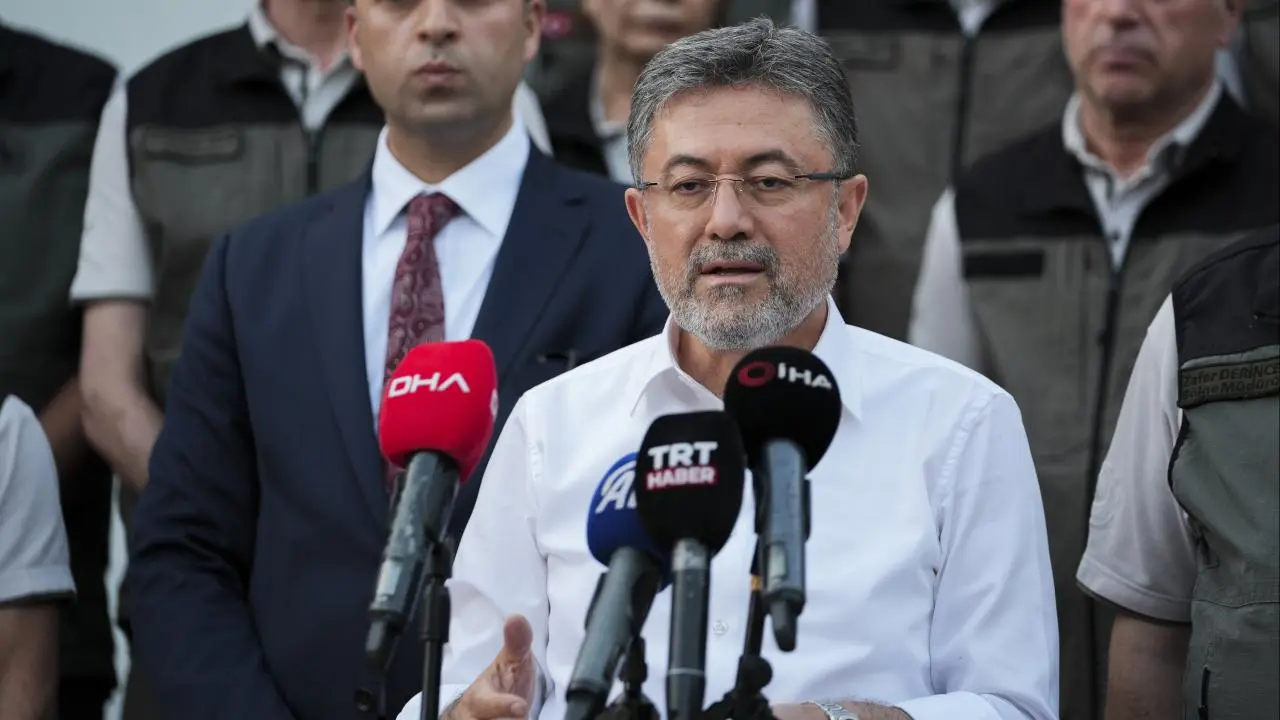 Bakan Yumaklı'dan orman yangınlarına karşı uyarı: Açık alanda ateş yakmayalım