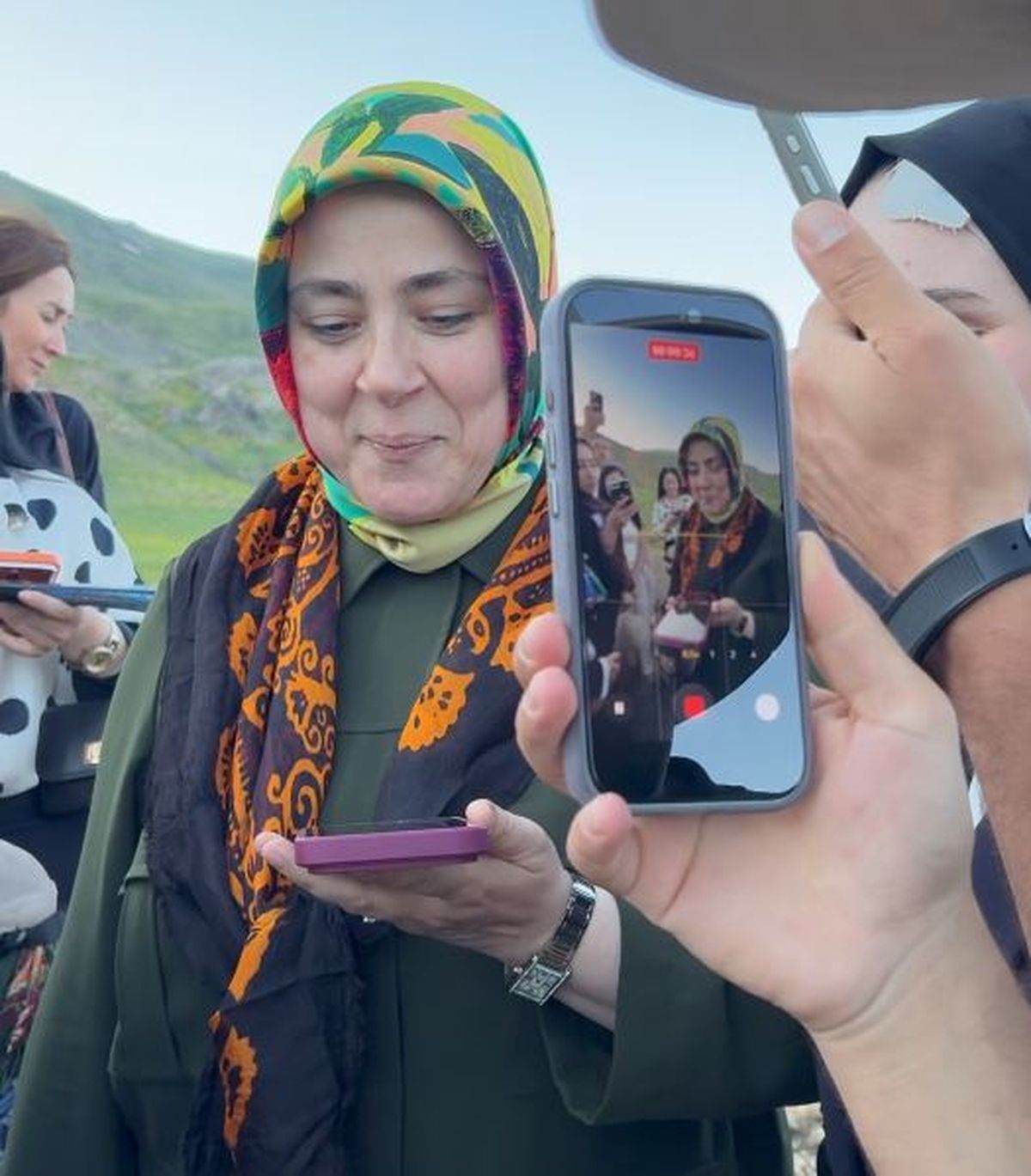 Erdoğan'dan Berçelan Yaylası'ndaki Kadın Şenliği'ne Telefonla Destek