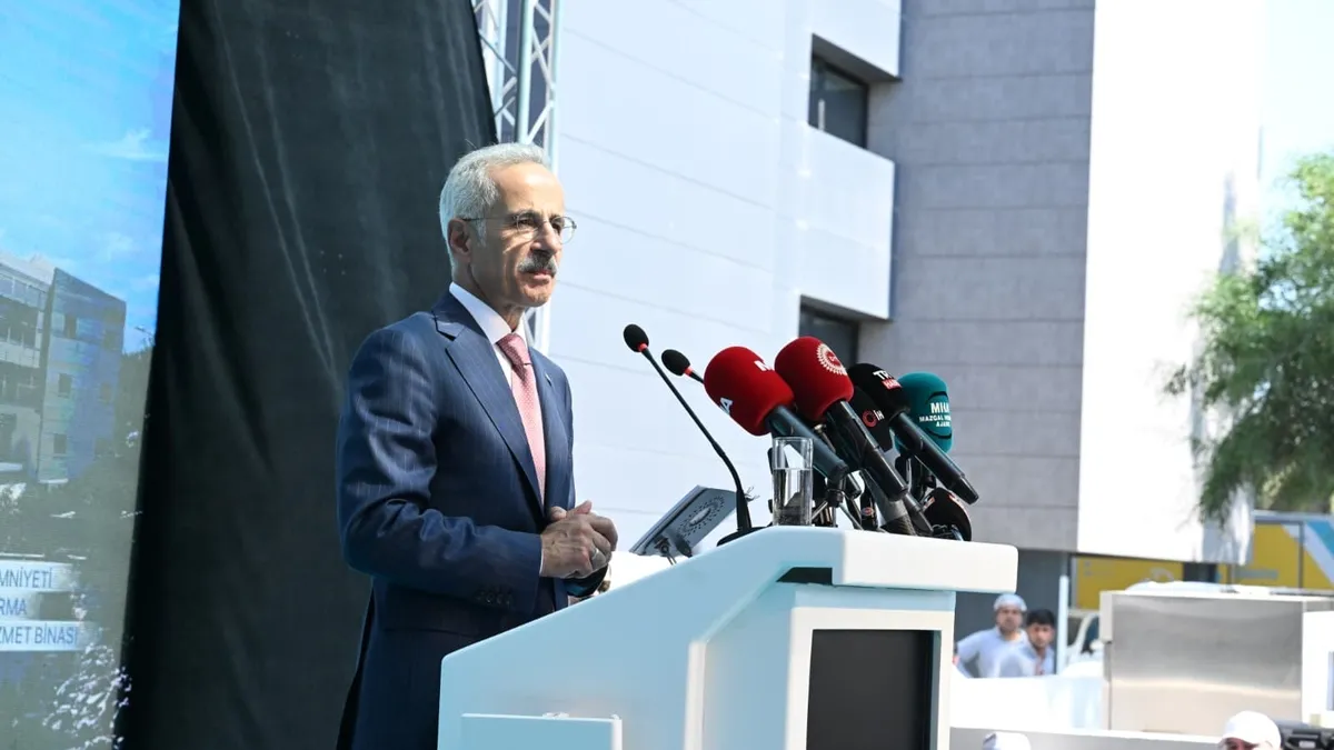 Doğu Akdeniz Gemi Trafik Hizmetleri Sistemi hizmete açıldı: Türkiye Mavi Vatan'da deniz güvenliğini güçlendiriyor