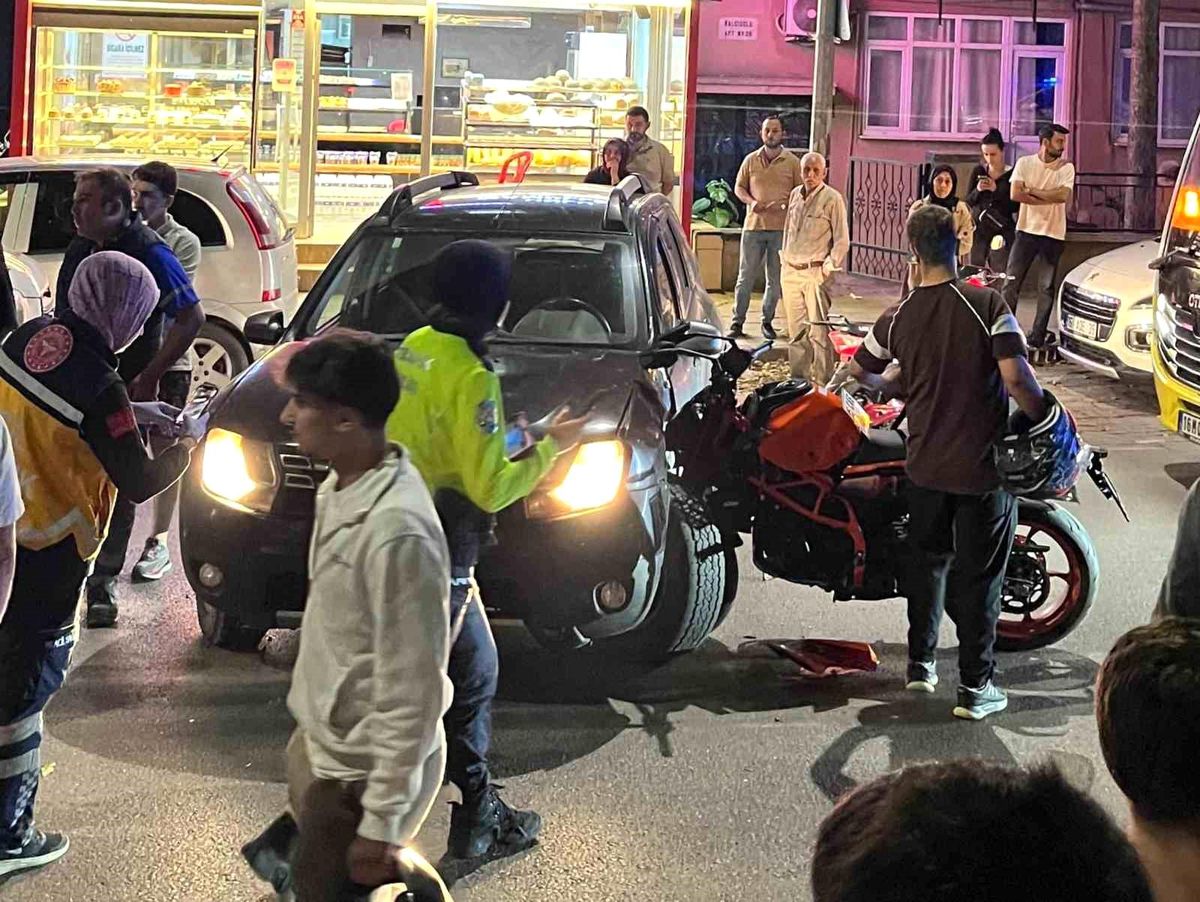 Bursa'da motosiklet ile otomobil çarpıştı: 1 yaralı