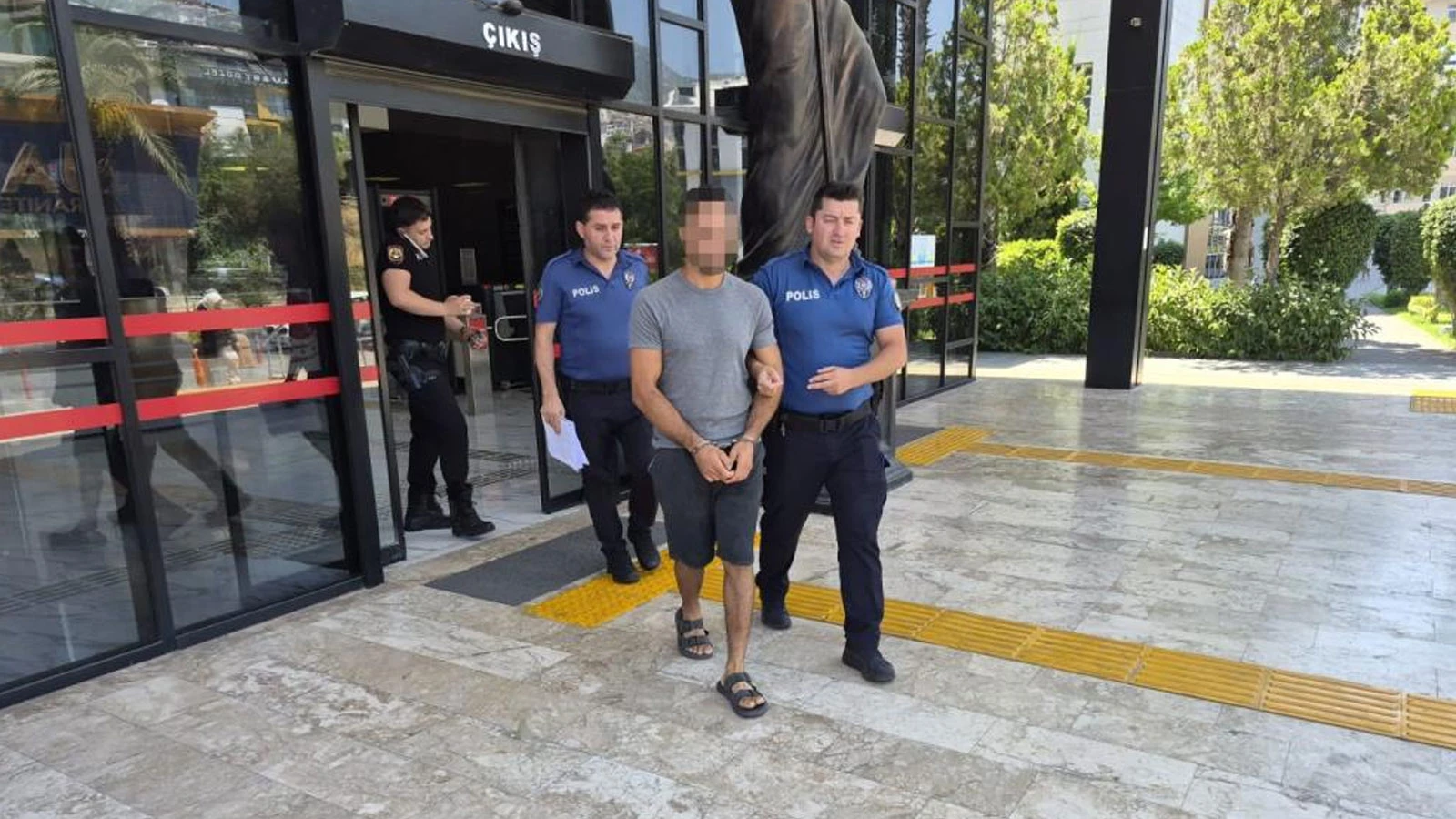 Alanya'da cinsel istismar ve telefon hırsızlığı iddiası