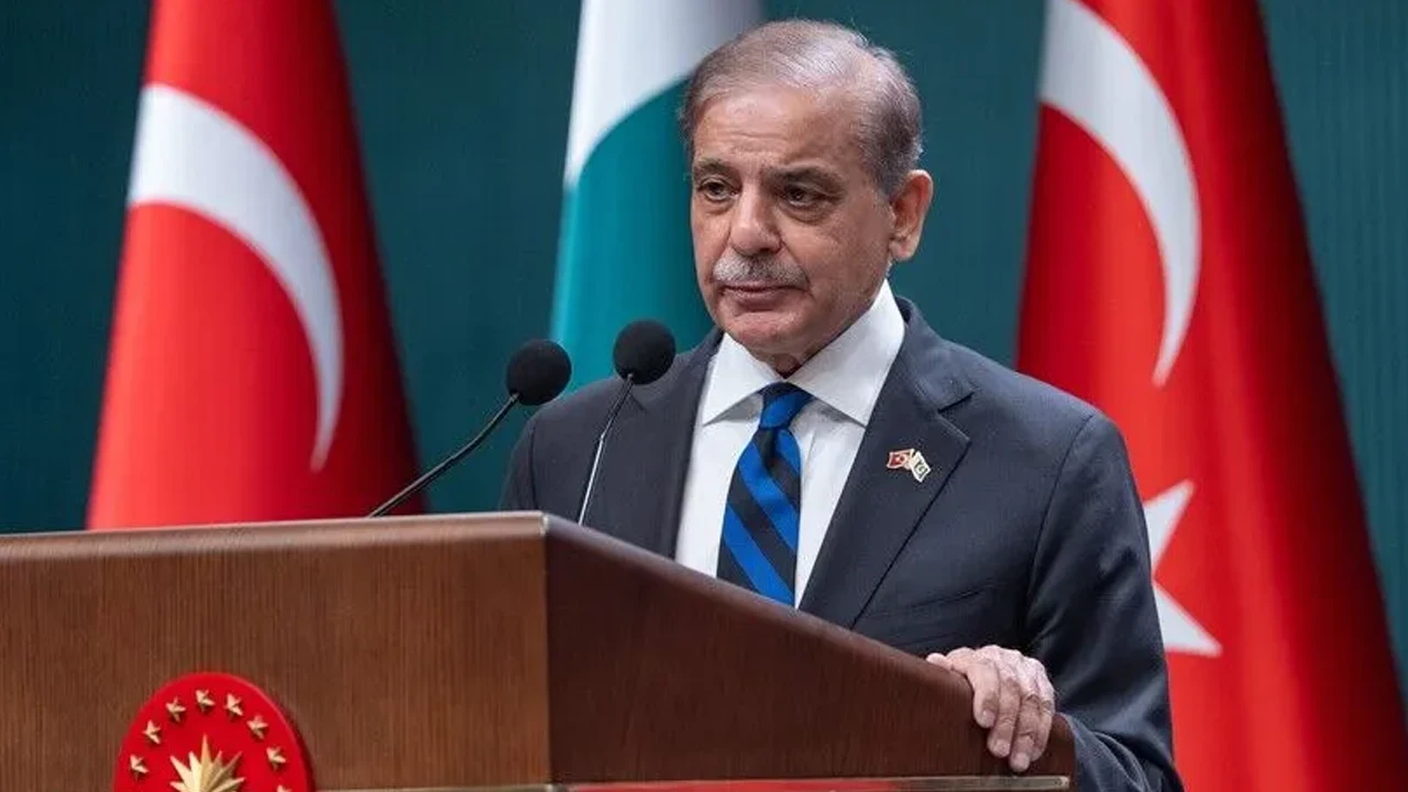Pakistan Başbakanı Şerif Türkiye'ye Geliyor