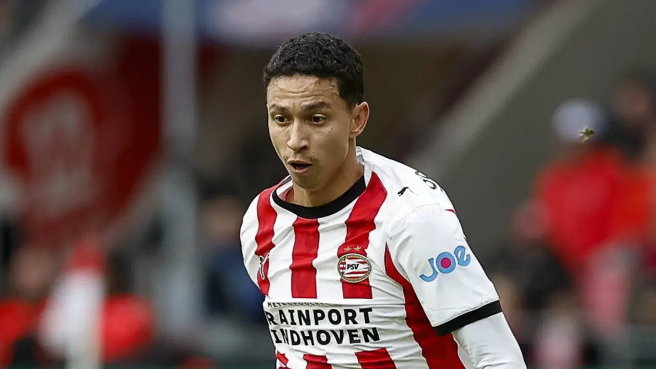 Rota Hollanda: Fenerbahçe'de yeni hedef sol bek transferi