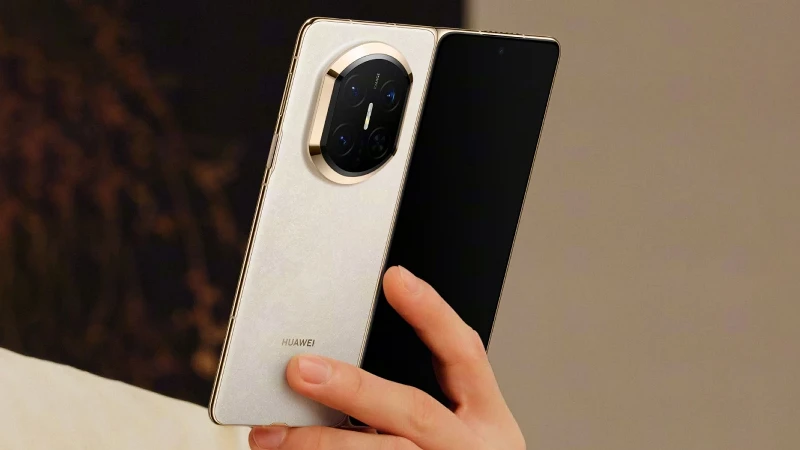 Huawei’den 7000 mAh bataryalı amiral gemisi geliyor