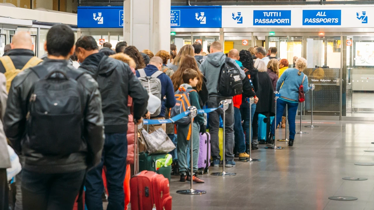 Pasaport kontrolü krizi sürüyor: Avrupa'da sistem tamamen çökebilir