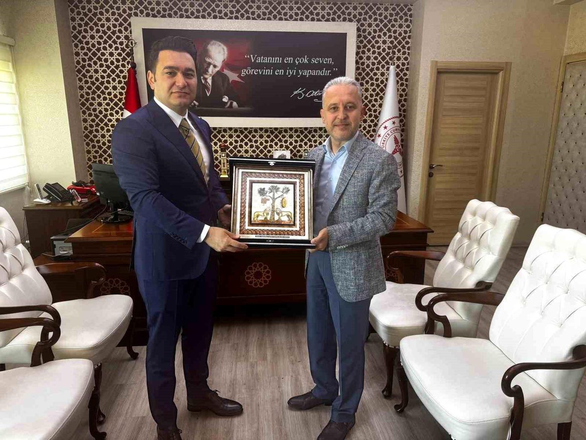 Başsavcı Emre'den Dr. Yılmaz'a veda ziyareti