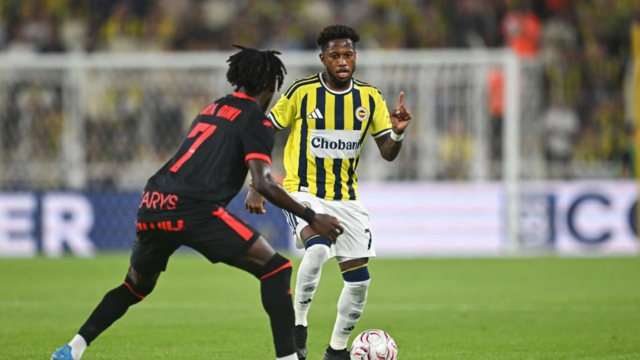 Fenerbahçe'de Fred'ten sonra ayrılacak bir isim daha! Resmen belli oldu