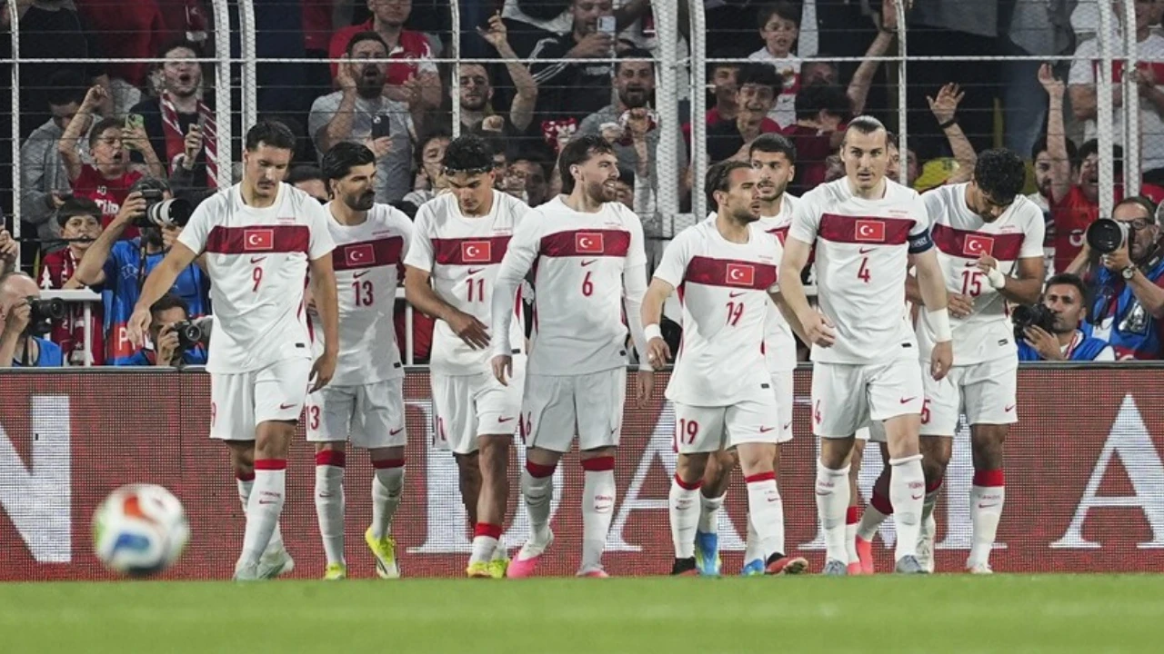 Dünya Kupası 2026 ne zaman başlıyor? Türkiye'nin ilk rakibi kim ve hangi gün oynayacak?