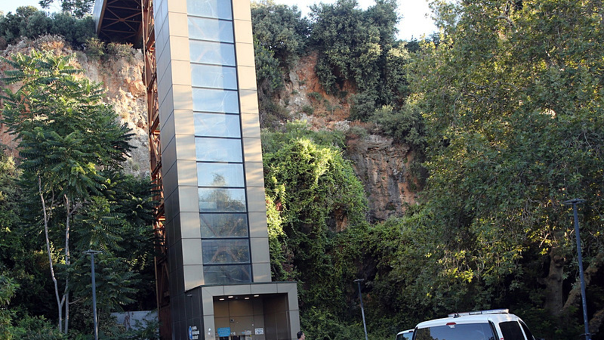 Antalya'da manzara keyfi faciayla bitti! 35 Metre yükseklikten düşen adam…
