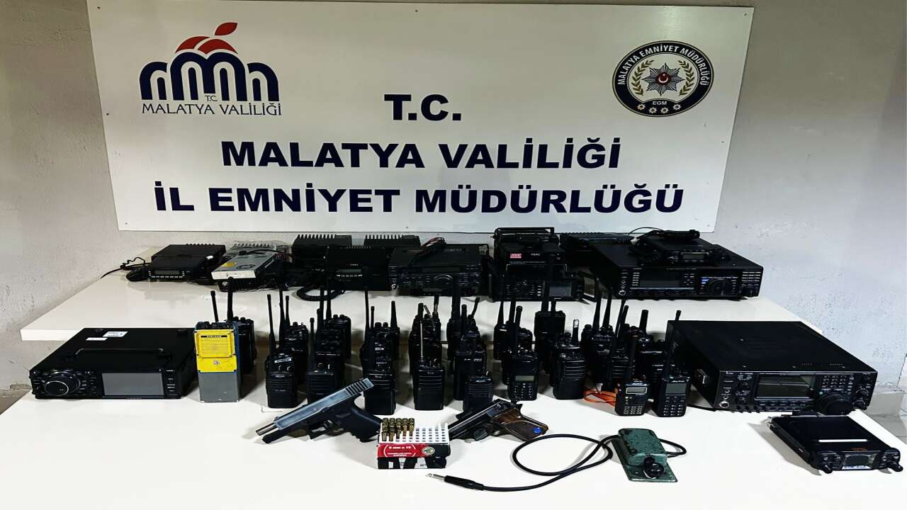 Emniyet frekanslarını dinlediler! Malatya'da o şüphelilere operasyon düzenlendi
