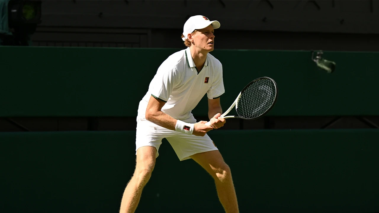Jannik Sinner Wimbledon'da çeyrek finale yükseldi