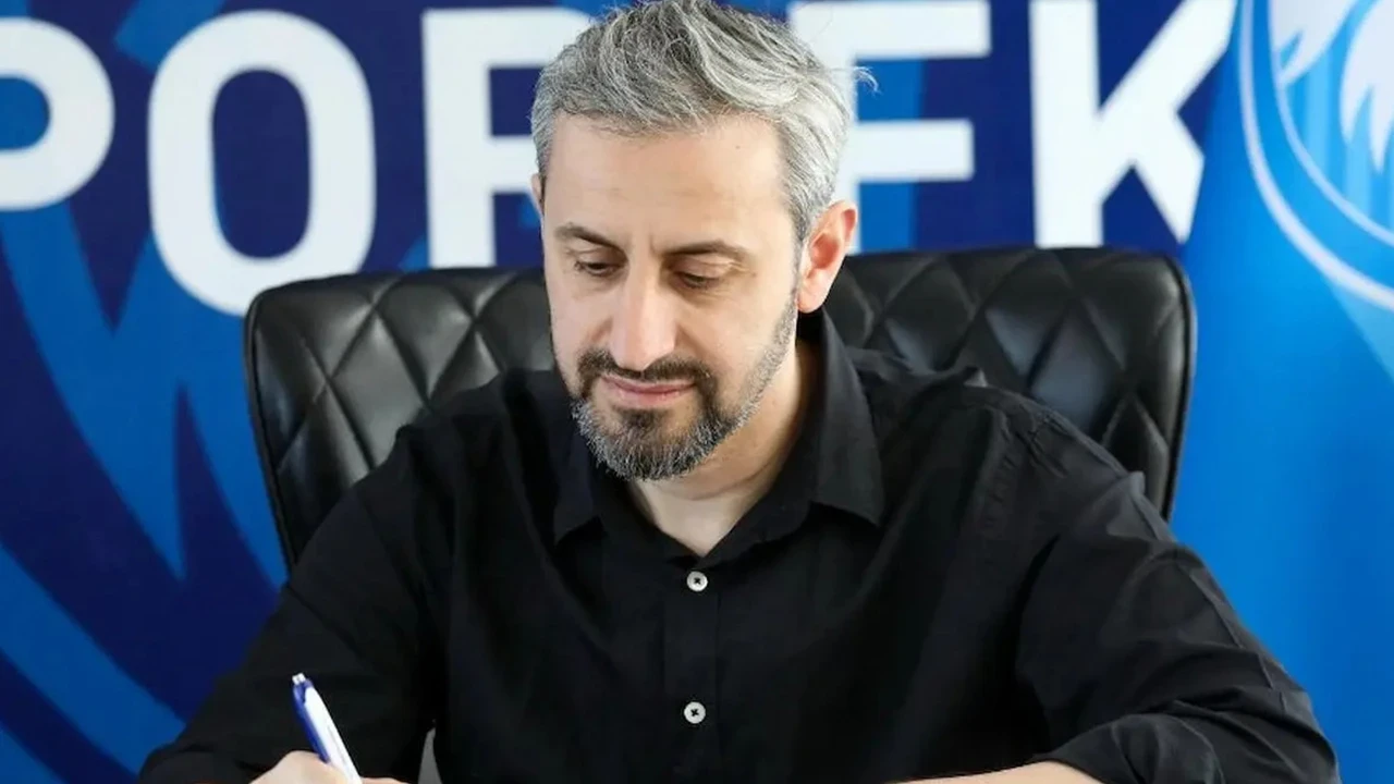 Erzurumspor FK'de Serkan Özbalta ile devam kararı