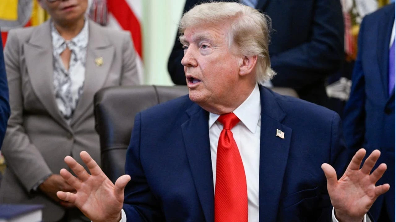 Washington-Tahran hattında barış olacak mı? Trump'tan flaş açıklama: Pazartesiye kadar...