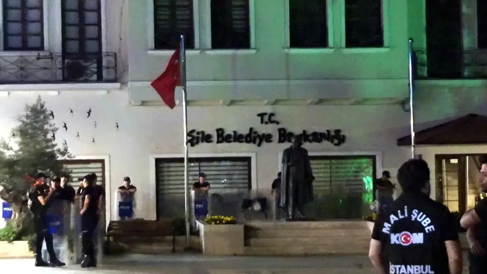 Şile Belediyesi'ne yönelik soruşturmada 13 şüpheli tutuklandı