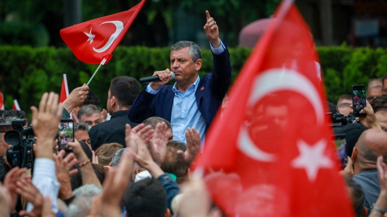 Butlan yönetimine 5 gün süre: Özel'in ekibinden bir kurultay hamlesi daha