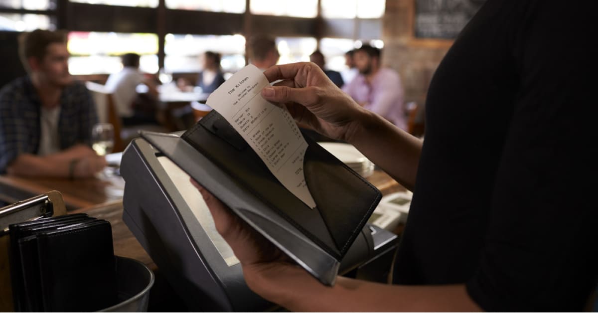 Restoranlarda servis ücreti alanlar yandı! Bakanlıktan ceza yağdı