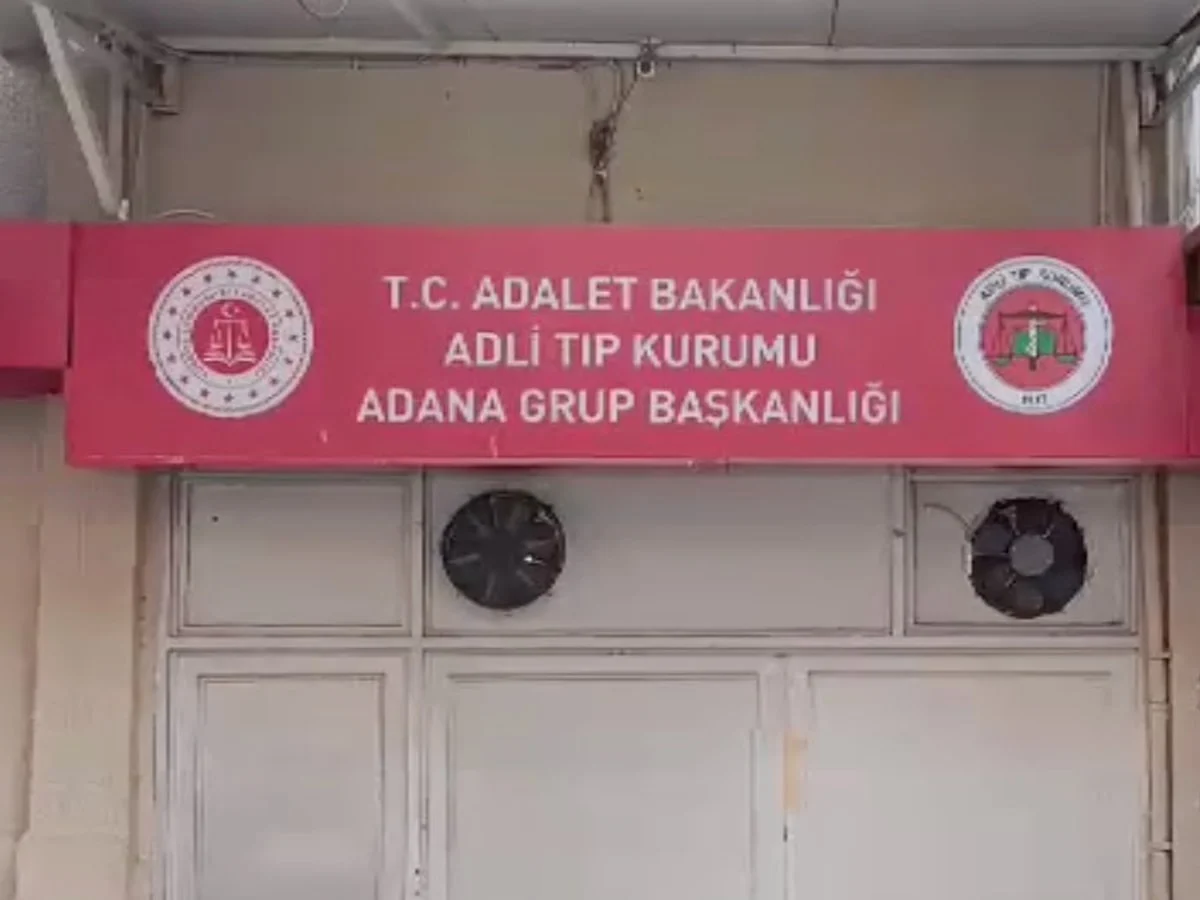 Adana'da yakınlarının ulaşamadığı çift evlerinde ölü bulundu