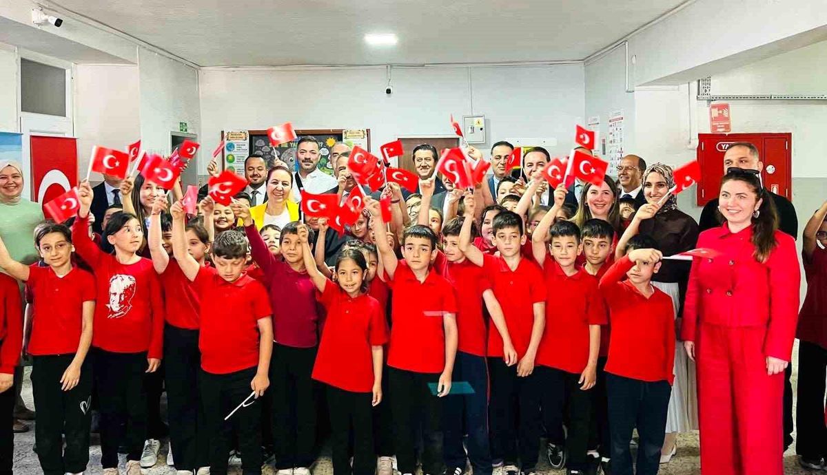 Şehit Arif Çakır'ın adını yaşatacak kütüphane hizmete açıldı