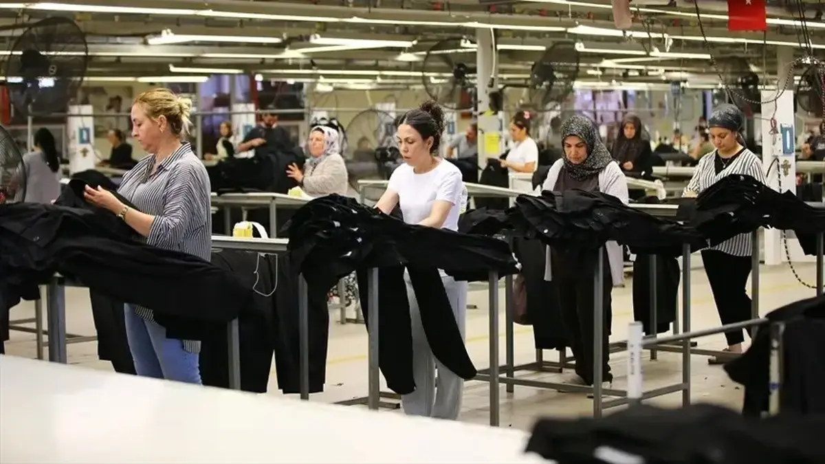 AHKİB'den ilk yarıda 289 milyon dolarlık ihracat! Hazır giyimde yüzde 24,6 artış