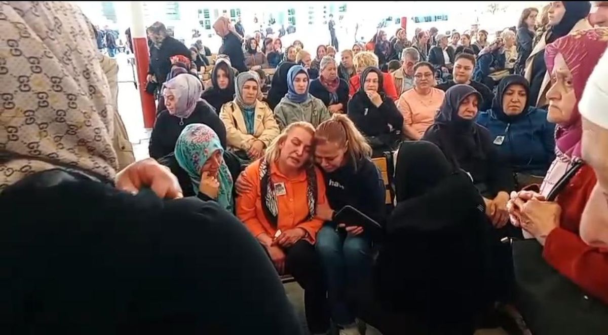 16 yaşındaki çocuk, bıçaklanarak öldürüldü (3)