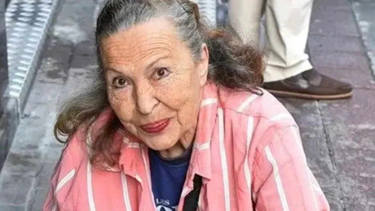 Usta oyuncu Emel Yıldız hayatını kaybetti