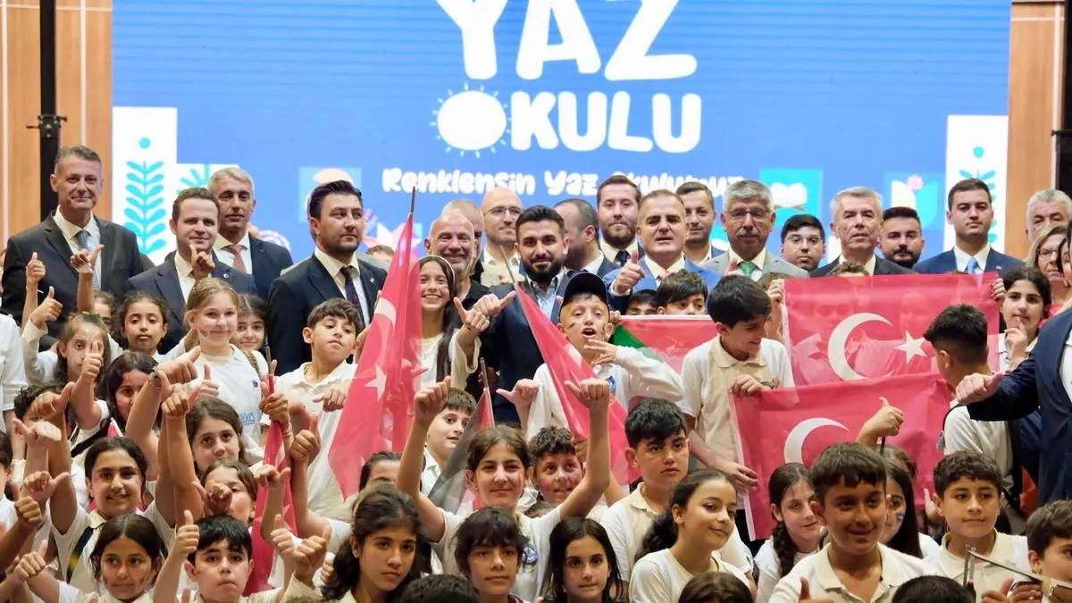 Bodrum’da TÜGVA yaz okulu rüzgarı esti